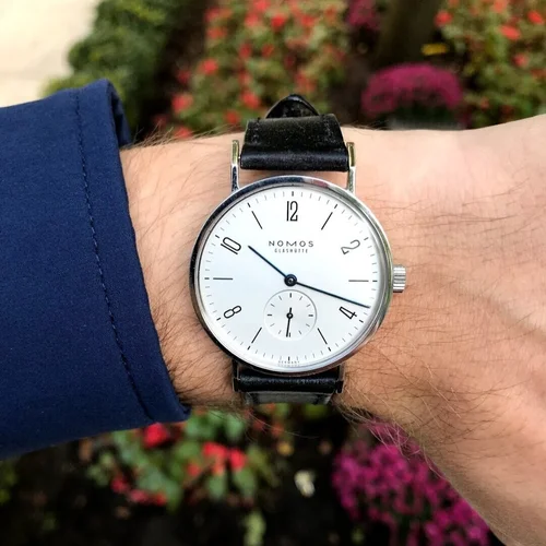 Nomos tangente wrist hot sale